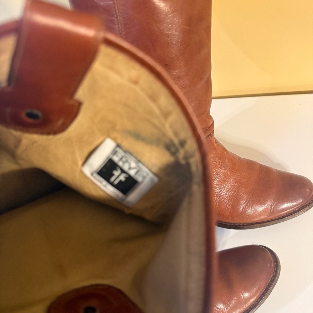 FRYE JACKIE BUTTON TALL BOOTS - COGNAC - SIZE 8 - Picture 10 of 10